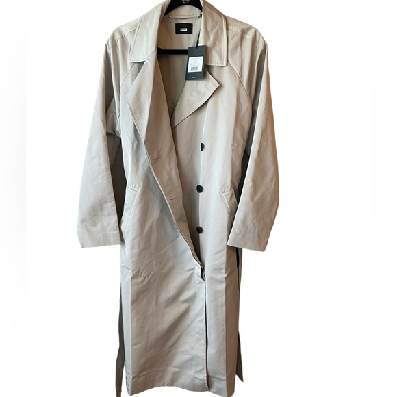 The Transit Trench Coat Ltd Edition by Away Travel Sand Size Large - Picture 2 of 15